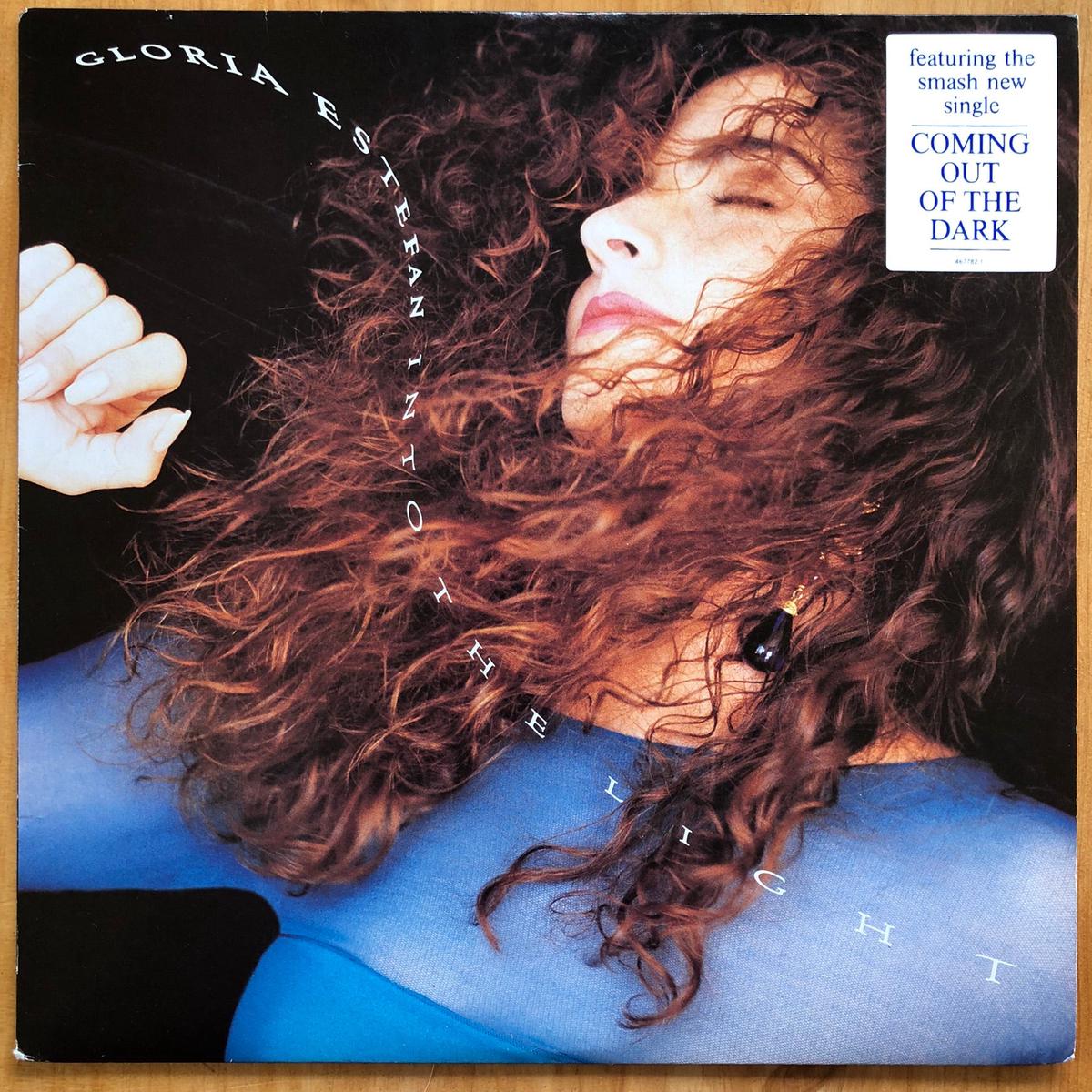 Gloria Estefan – Into the Light