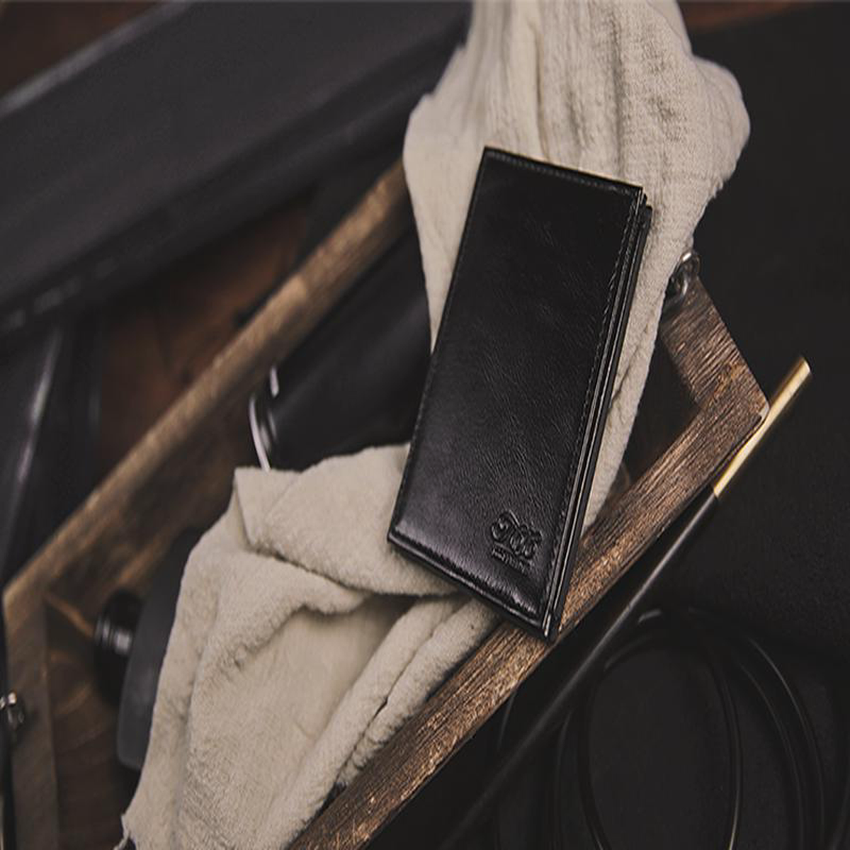 Z Fold Wallet (locking)20 by TCC 8211 Trick